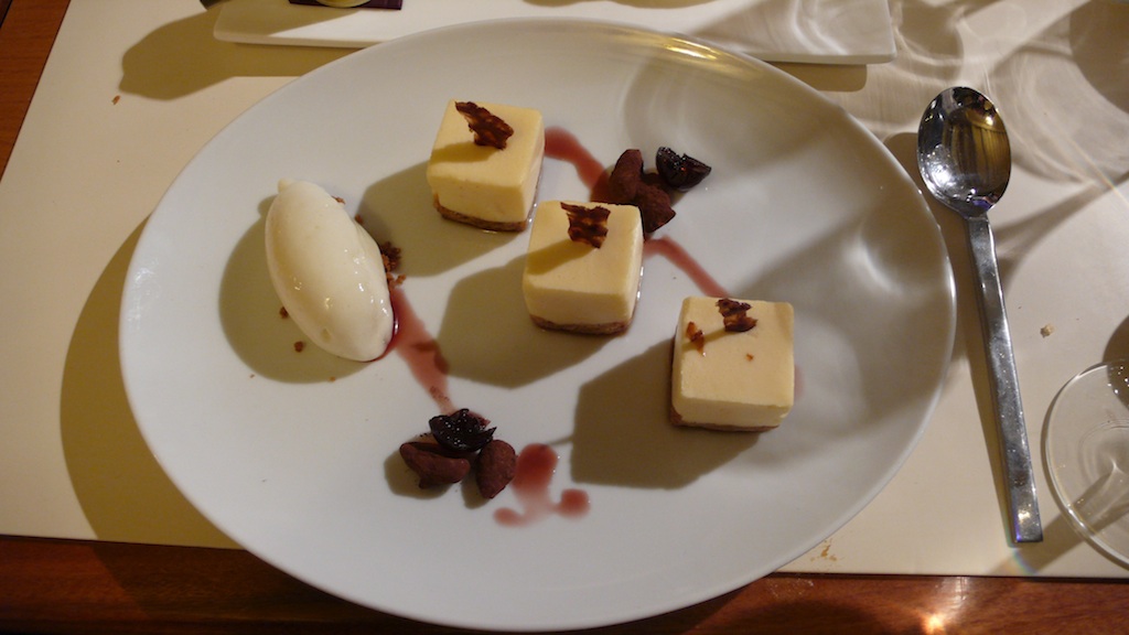 Dessert at Monjul in the Marais in Paris, France  (Source: MRNY)